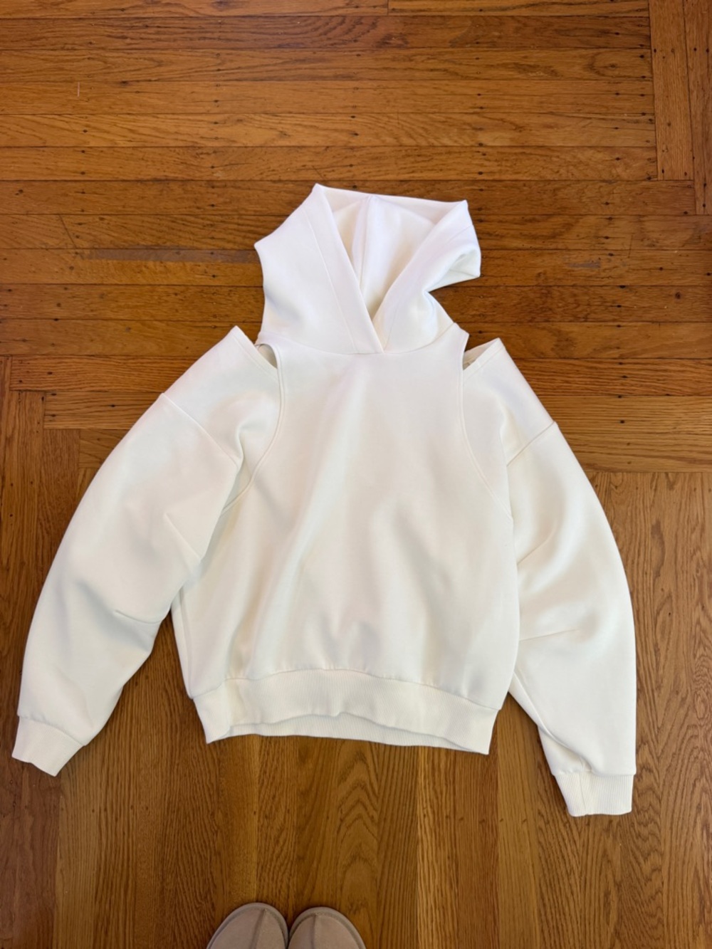 Carbon38 Cream Cutout-Shoulder Hoodie